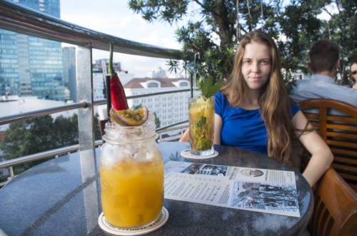 Drink v Saigon Saigon SkyBar